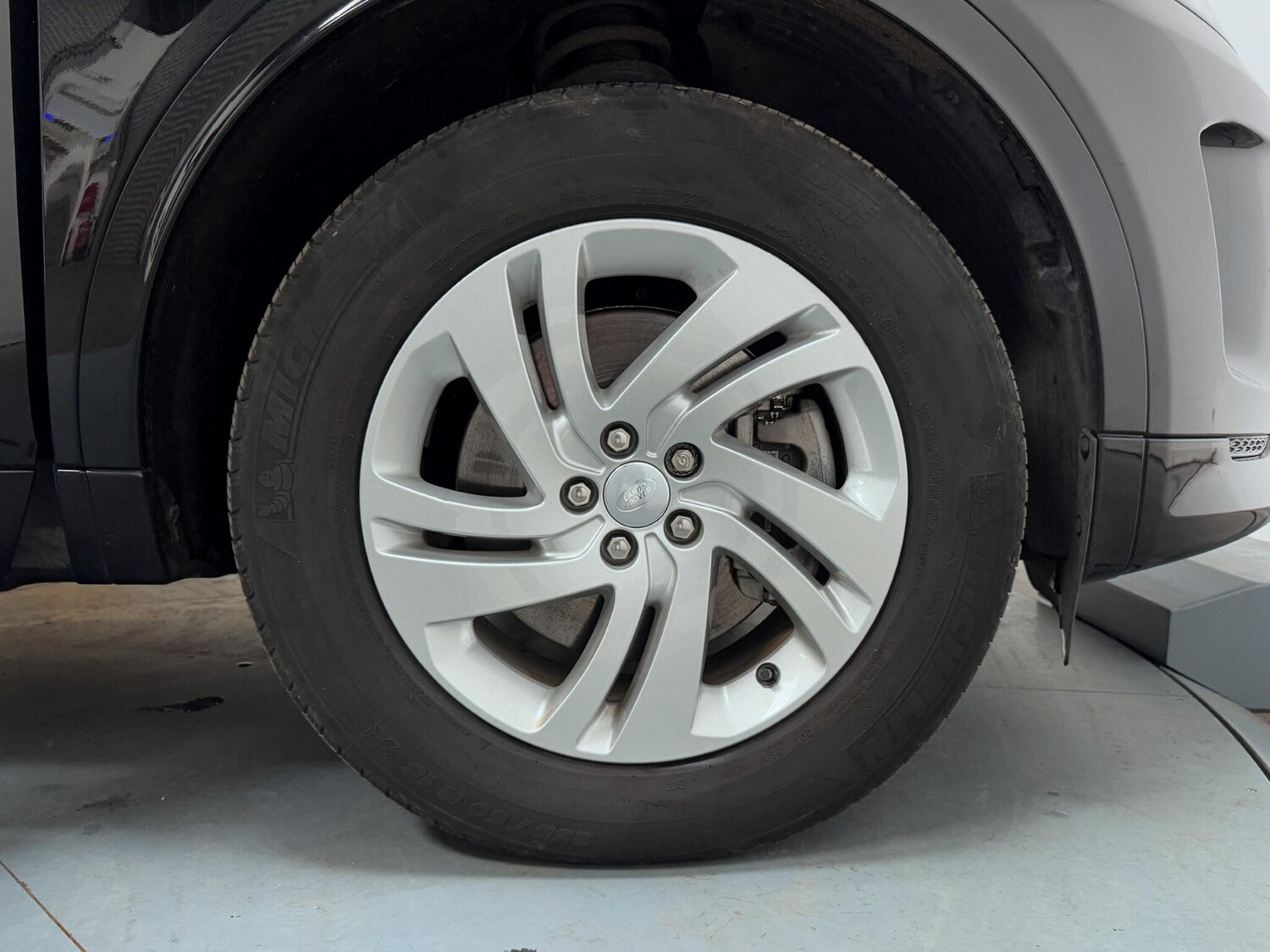 Used Land Rover Discovery Sport 2023 for sale - 76370782: Photo 54