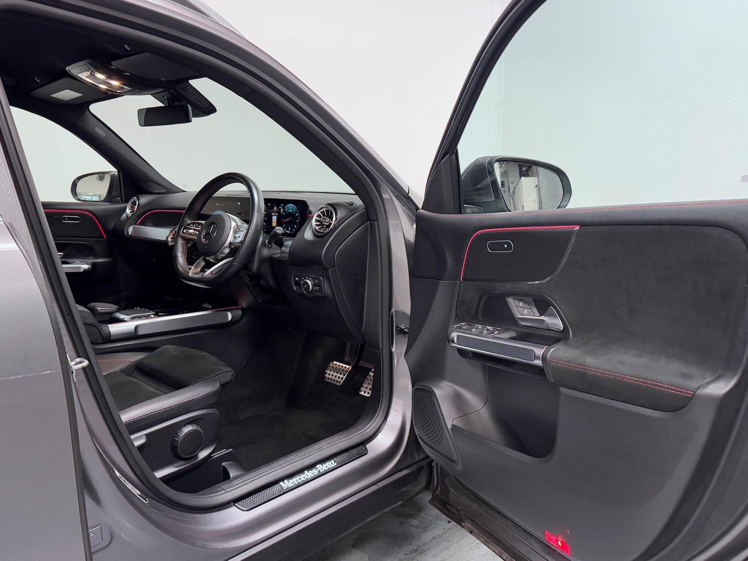 Used Mercedes-Benz GLB 2023 for sale - 76284220: Photo 14