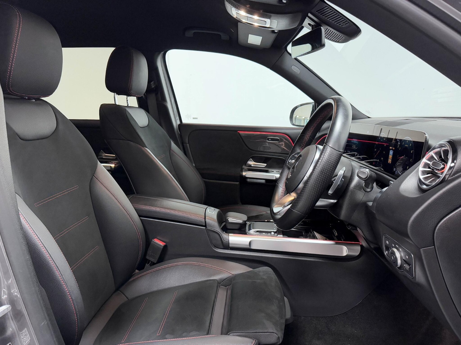 Used Mercedes-Benz GLB 2023 for sale - 76284220: Photo 21