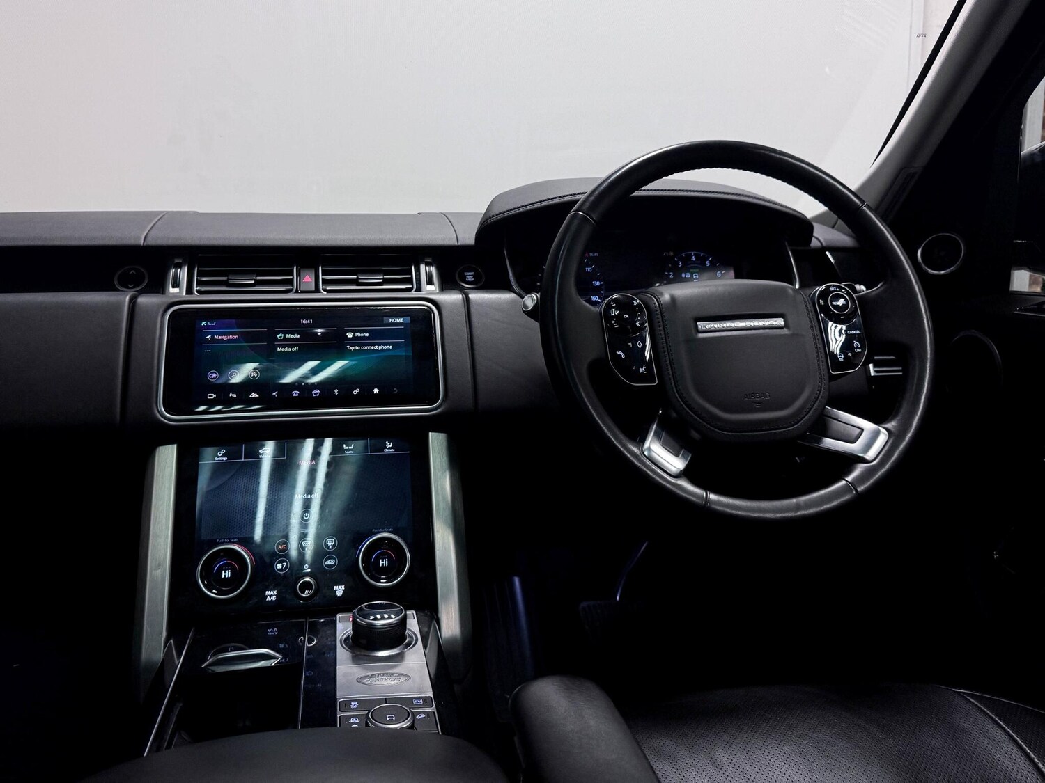 Used Land Rover Range Rover 2020 for sale - 76714170: Photo 38