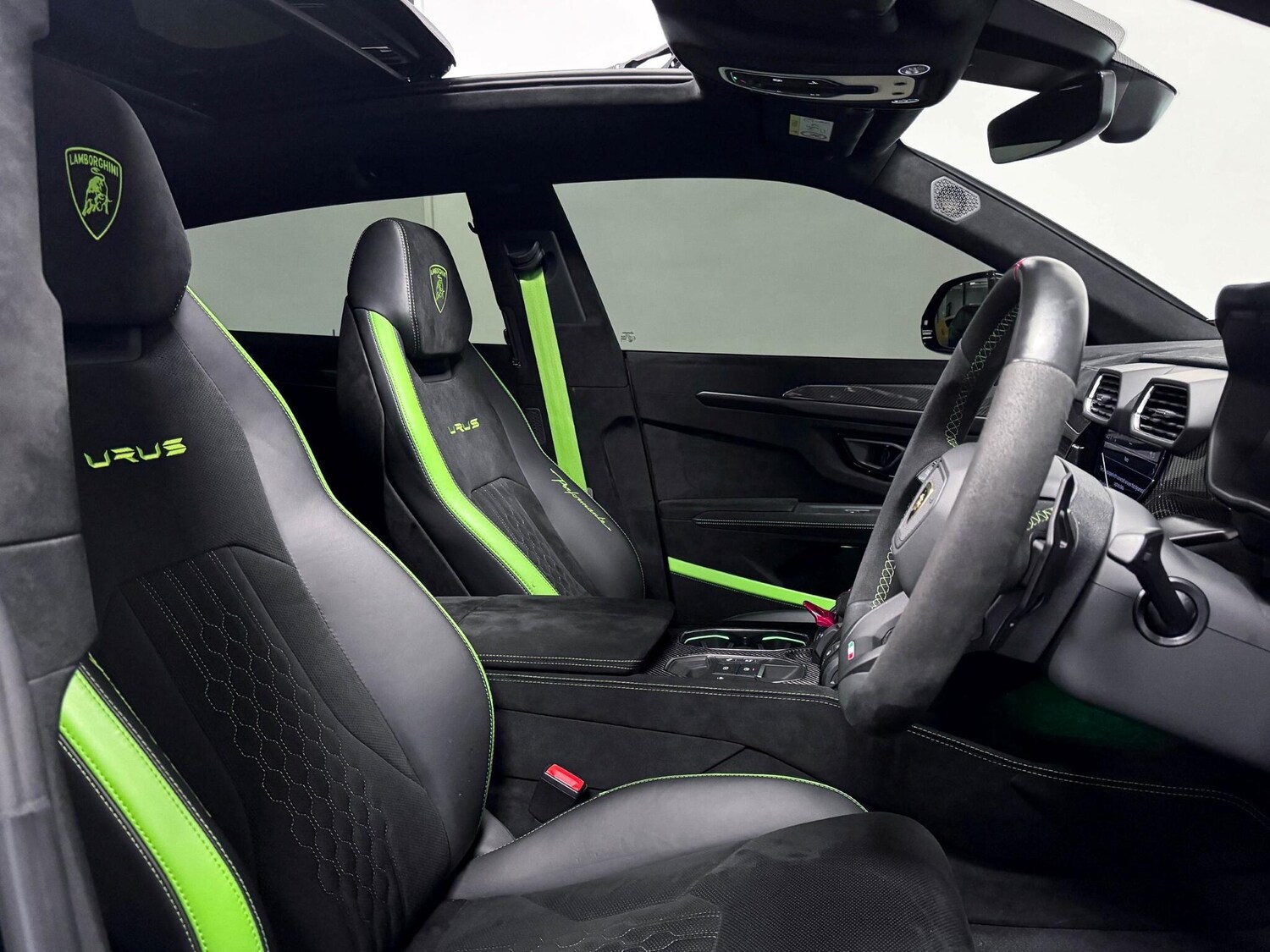 Used Lamborghini Urus for sale - 77683565: Photo 34