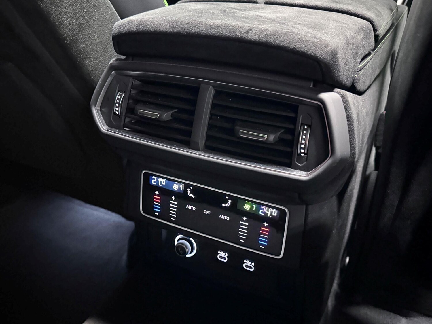 Used Lamborghini Urus for sale - 77683565: Photo 40