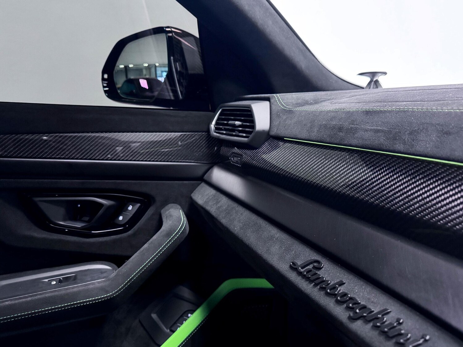 Used Lamborghini Urus for sale - 77683565: Photo 42