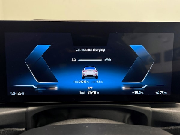 Used BMW i4 2023 for sale - 75492830: Photo 43