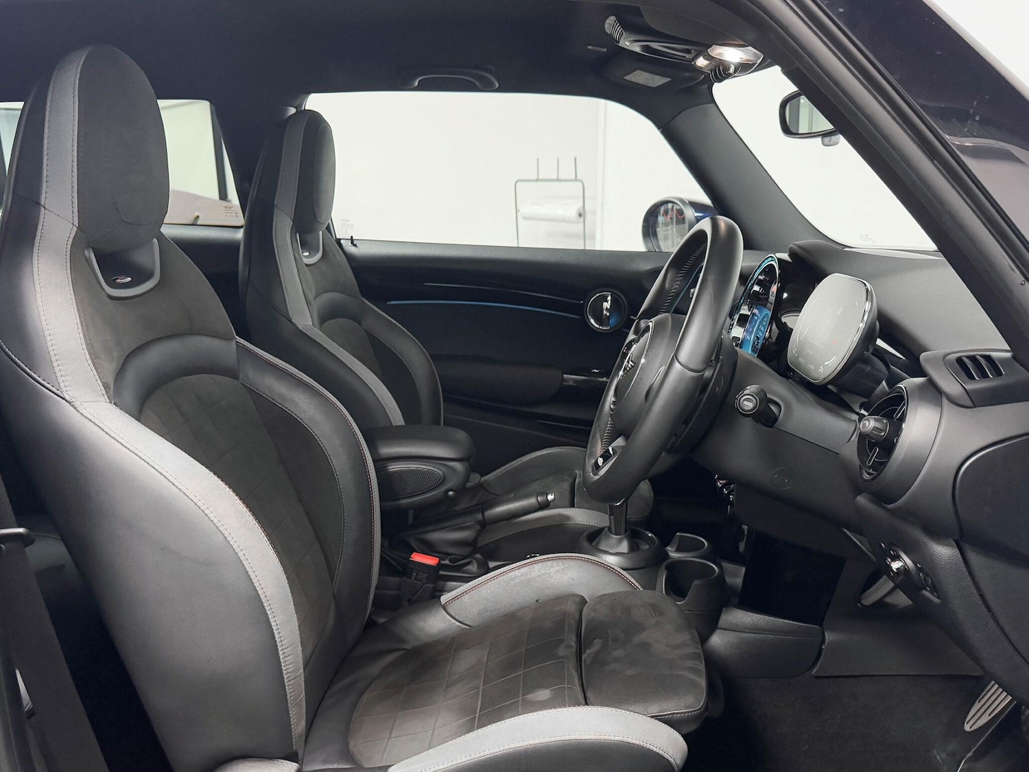 Used MINI Hatch 2022 for sale - 76398312: Photo 18