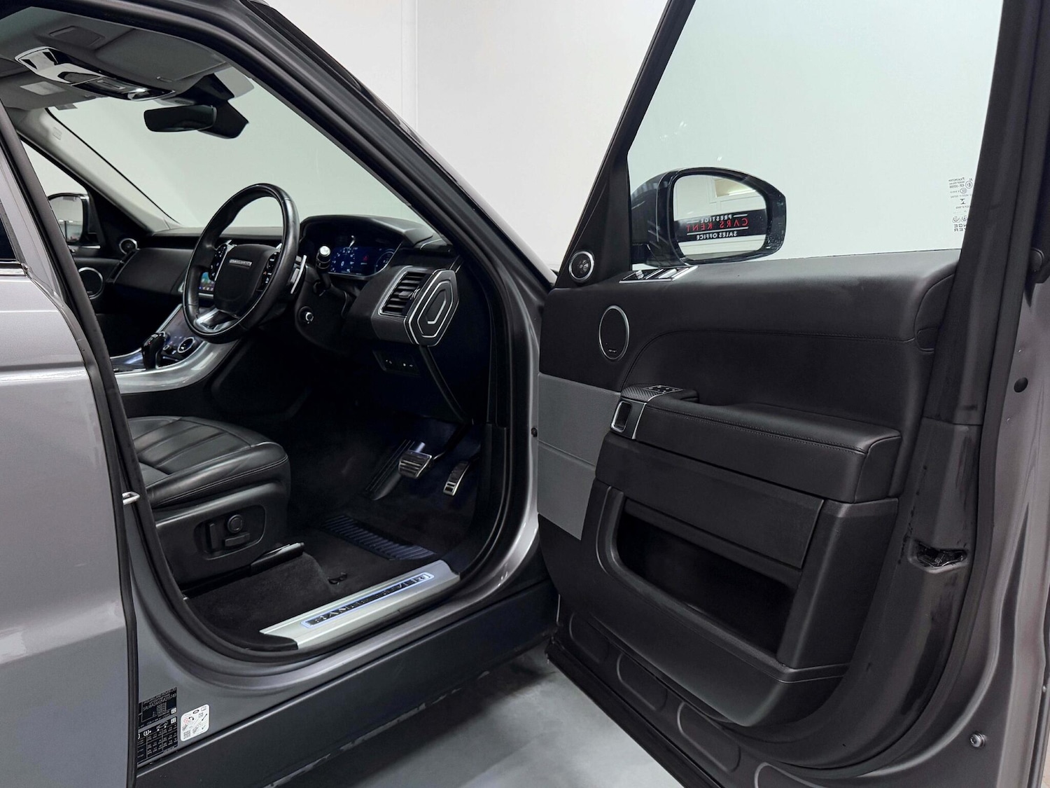 Used Land Rover Range Rover Sport 2021 for sale - 76032220: Photo 16