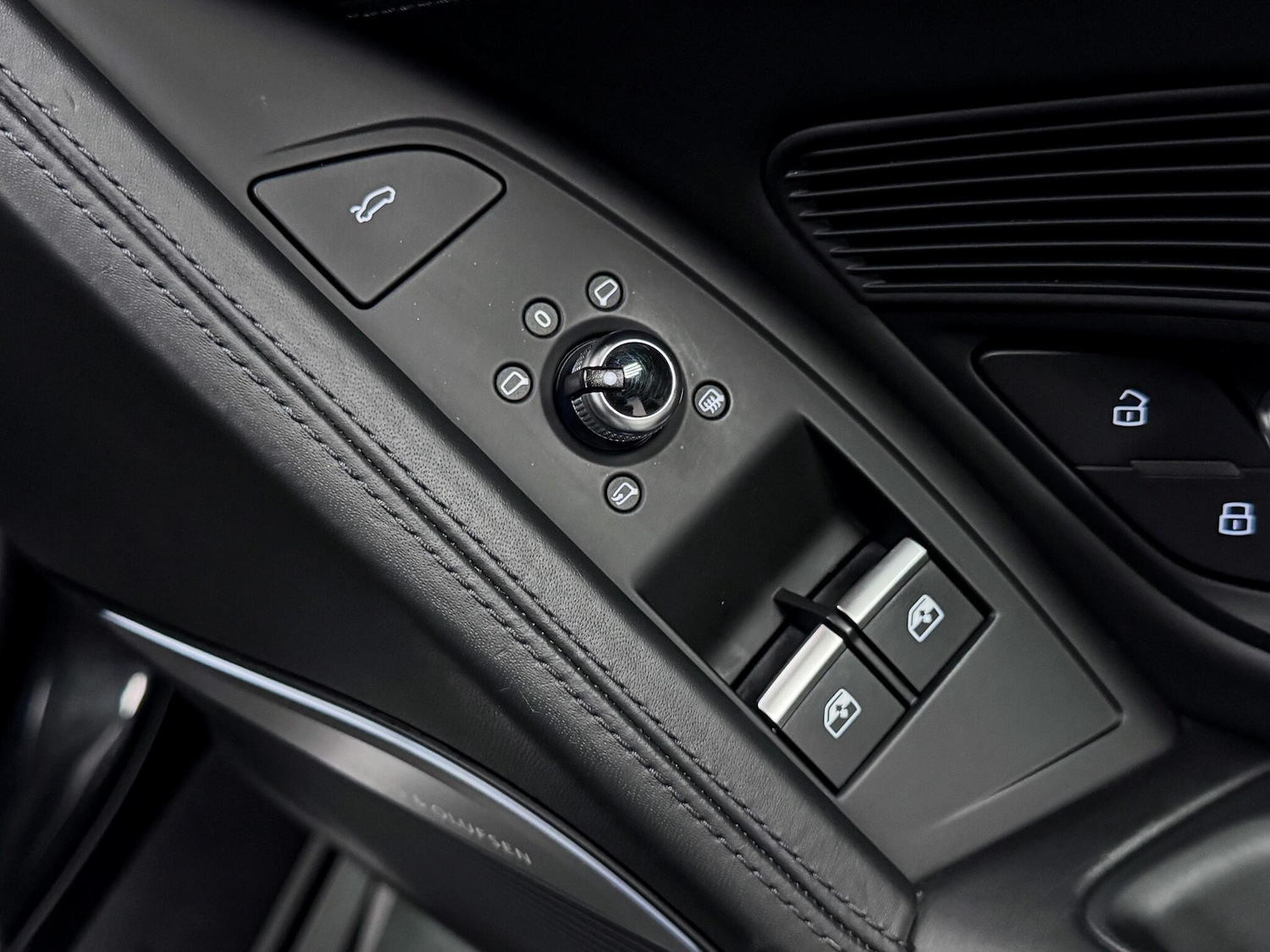 Used Audi R8 2018 for sale - 76990144: Photo 29