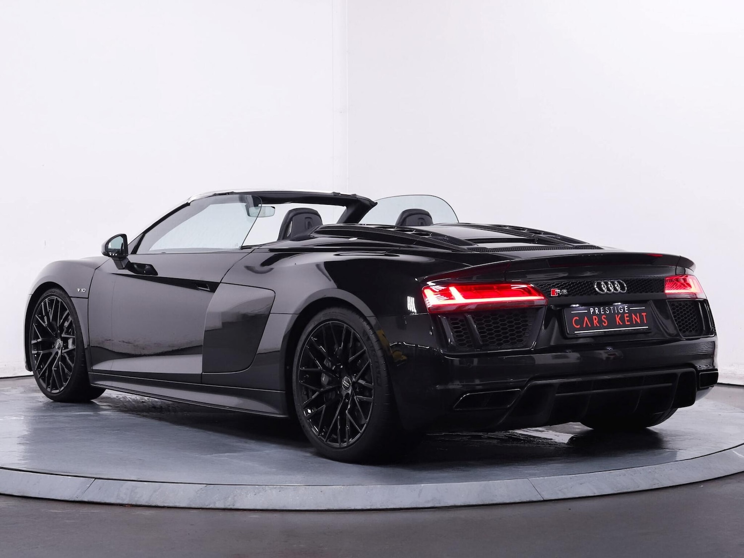 Used Audi R8 2018 for sale - 76990144: Photo 8