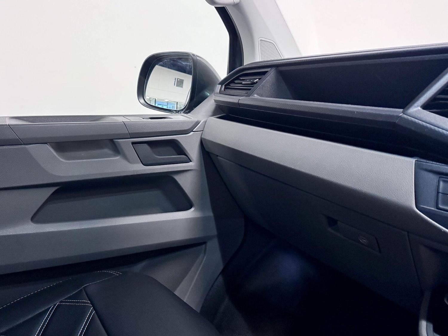 Used Volkswagen Transporter 2022 for sale - 77908445: Photo 21