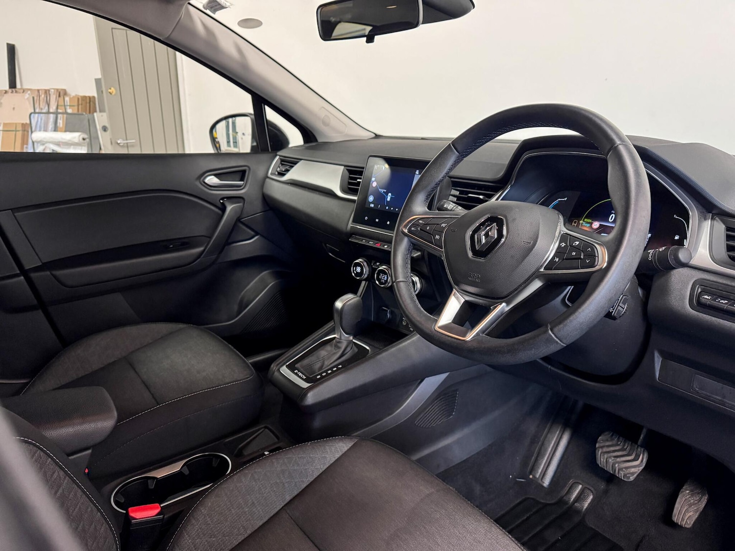 Used Renault Captur 2022 for sale - 76865588: Photo 16