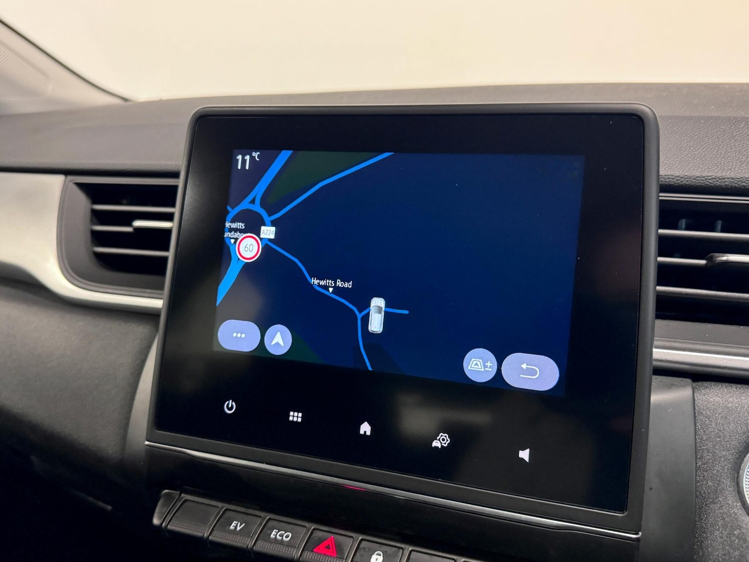 Used Renault Captur 2022 for sale - 76865588: Photo 38