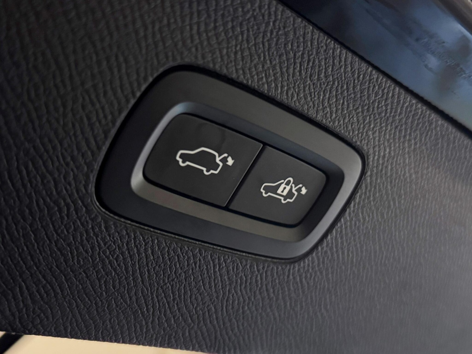 Used Volvo XC90 2023 for sale - 76765234: Photo 14