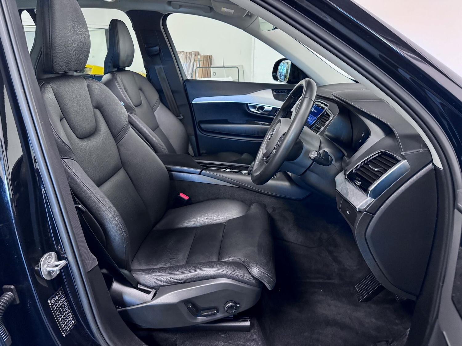 Used Volvo XC90 2023 for sale - 76765234: Photo 24