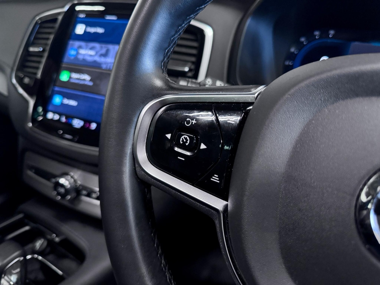 Used Volvo XC90 2023 for sale - 76765234: Photo 39