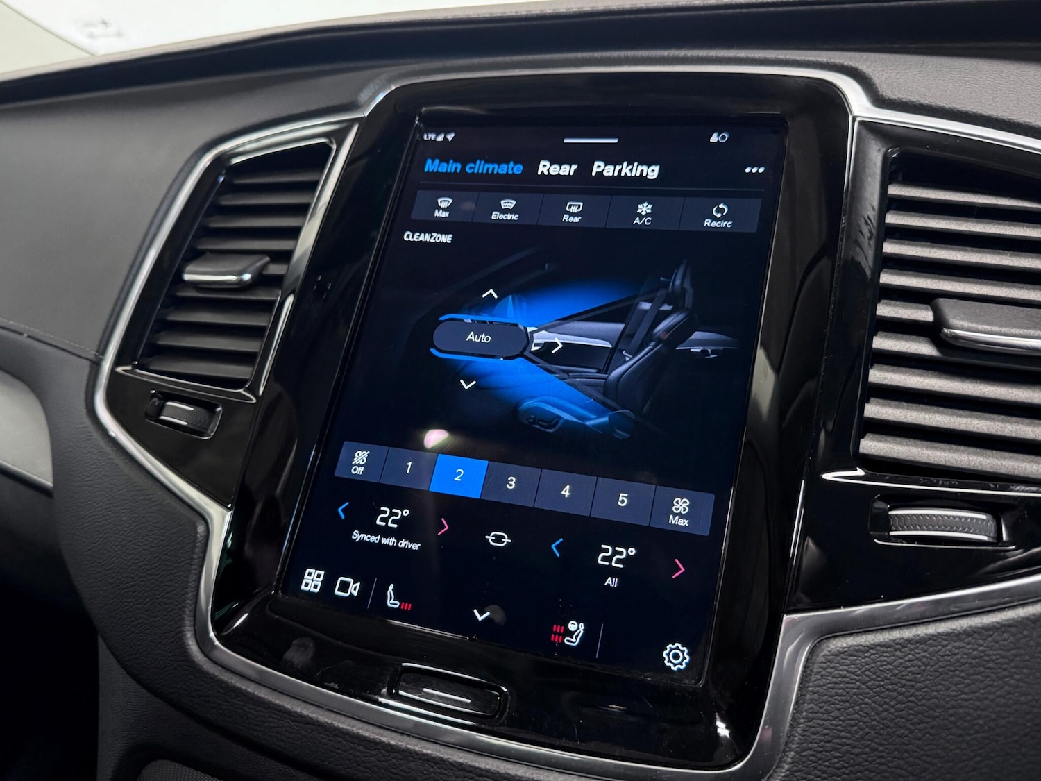 Used Volvo XC90 2023 for sale - 76765234: Photo 45