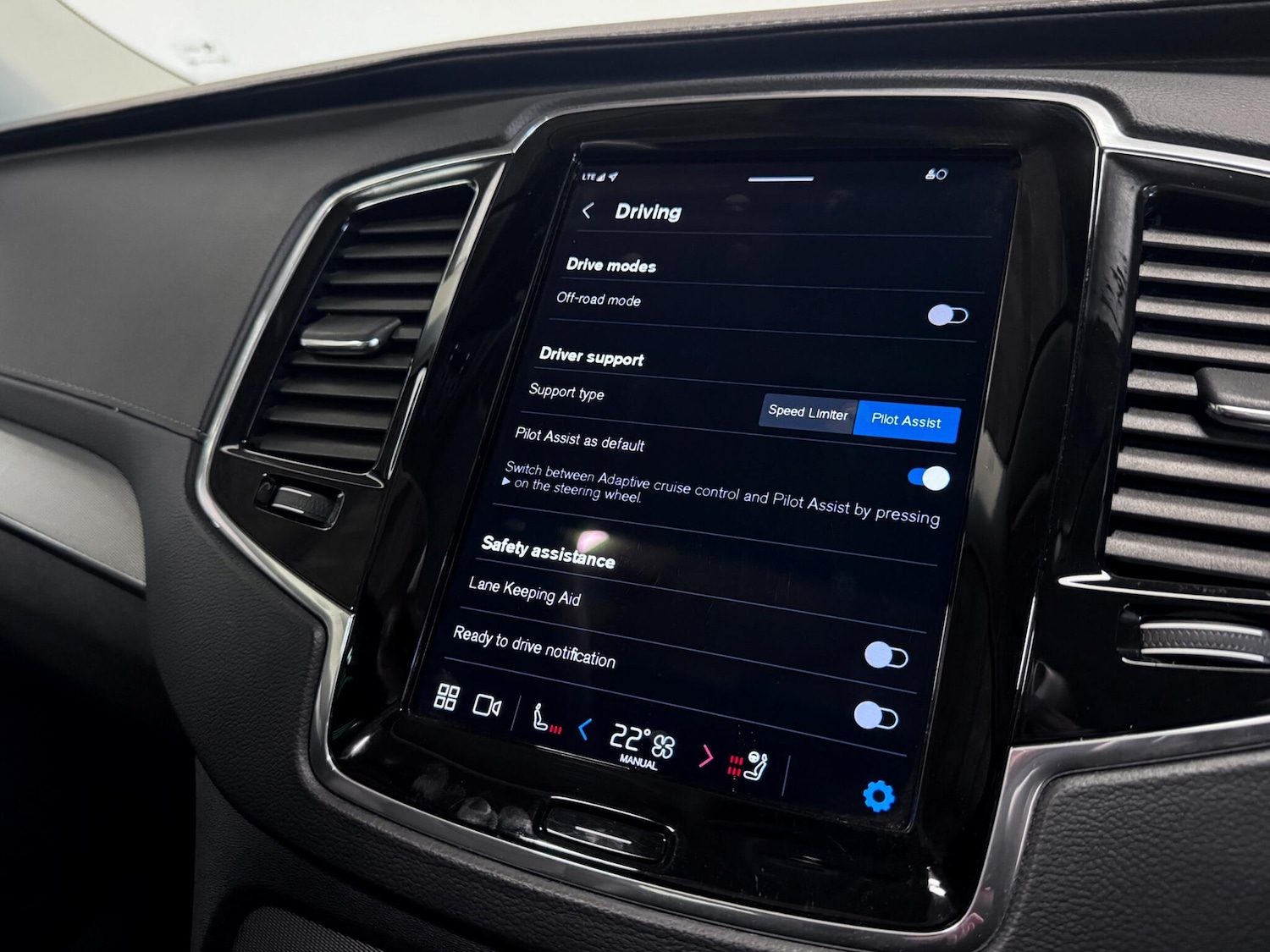 Used Volvo XC90 2023 for sale - 76765234: Photo 50