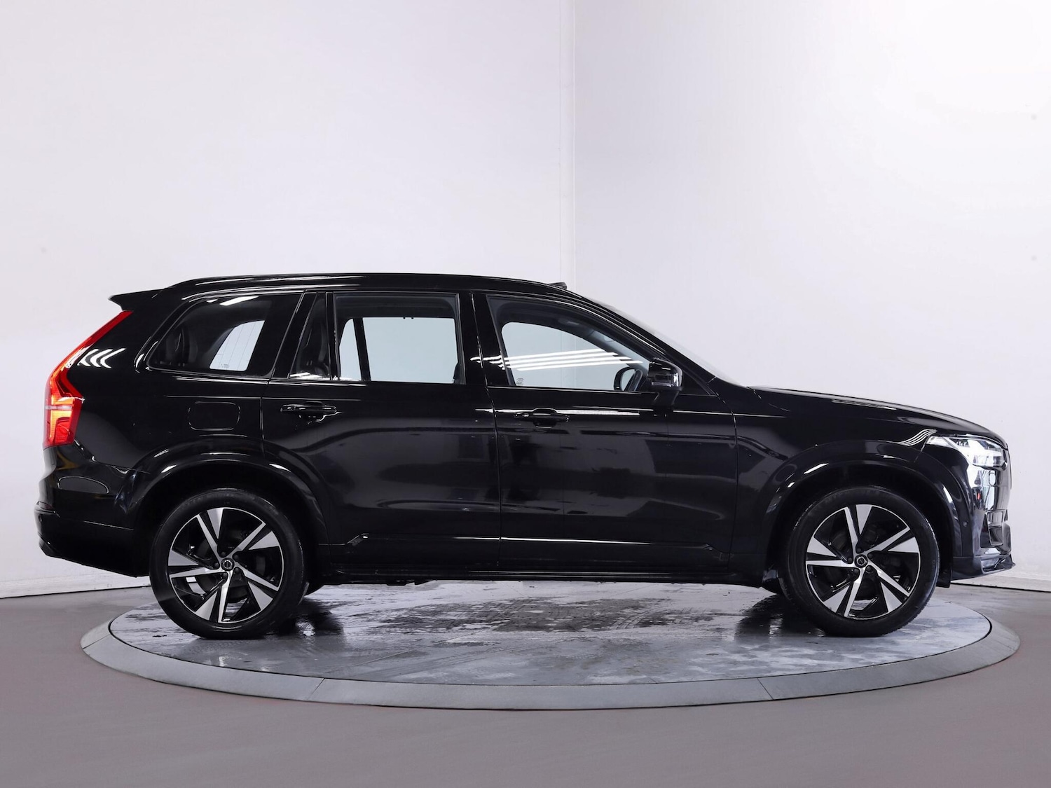 Used Volvo XC90 2023 for sale - 76765234: Photo 8