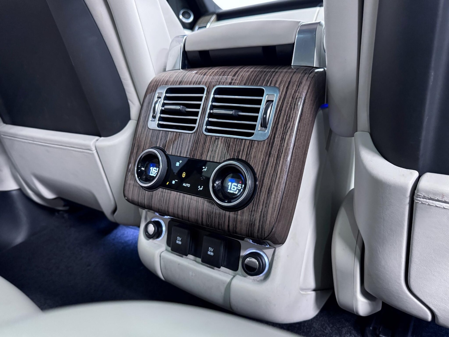 Used Land Rover Range Rover 2018 for sale - 77598366: Photo 32