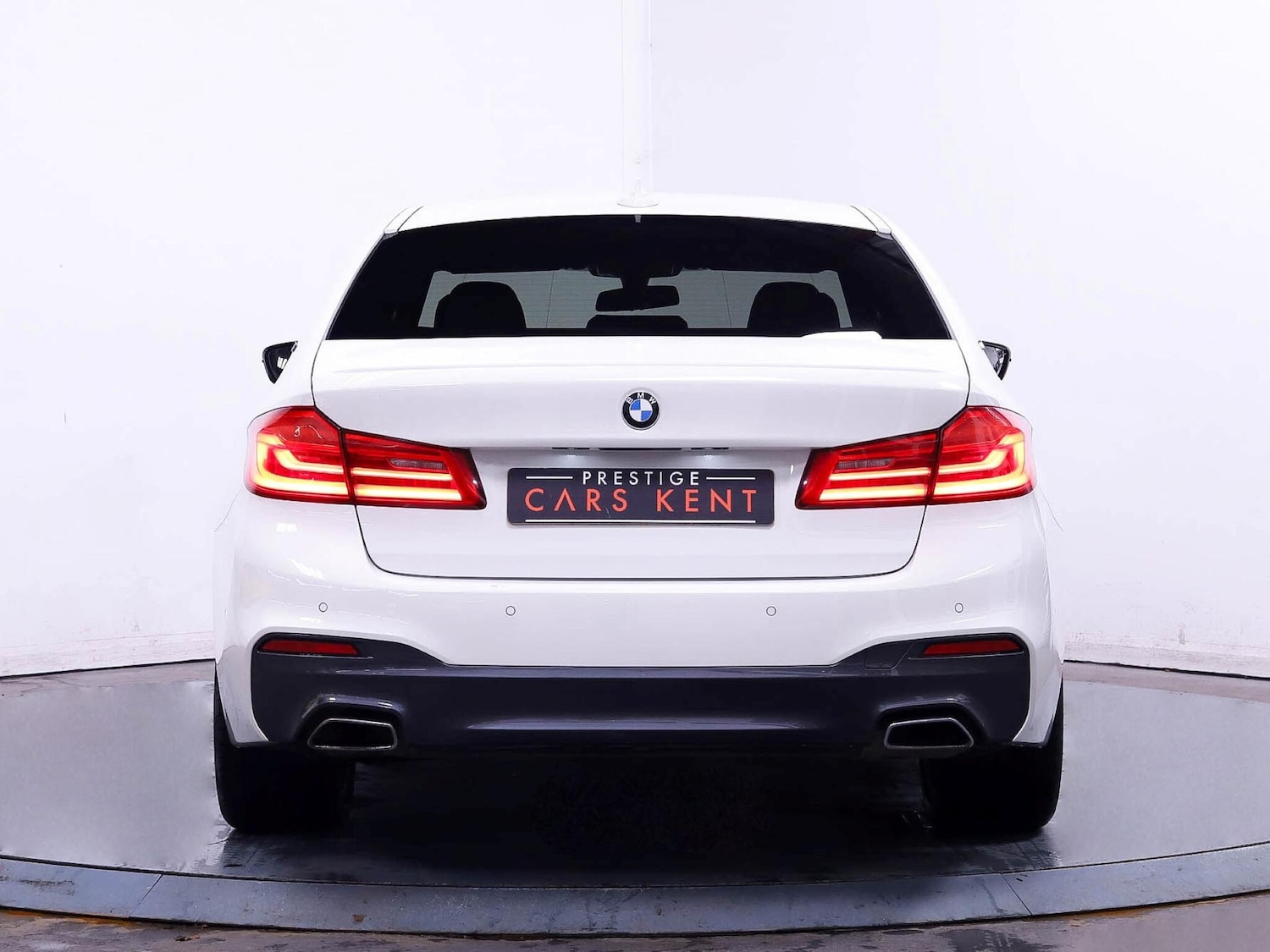 Used BMW 5 Series 2018 for sale - 76606858: Photo 11