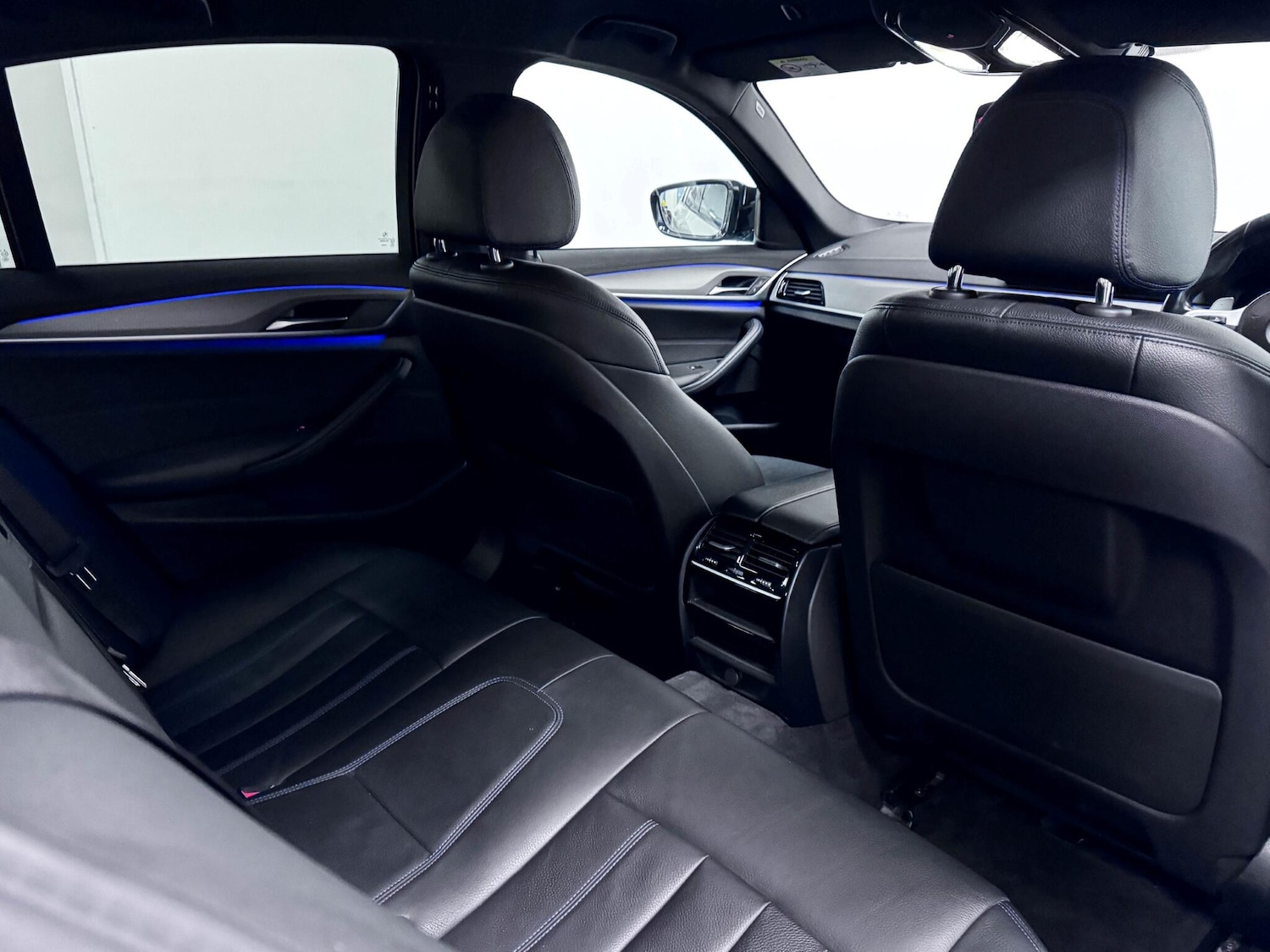 Used BMW 5 Series 2018 for sale - 76606858: Photo 24