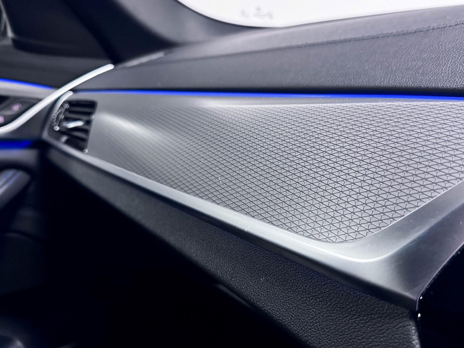 Used BMW 5 Series 2018 for sale - 76606858: Photo 29