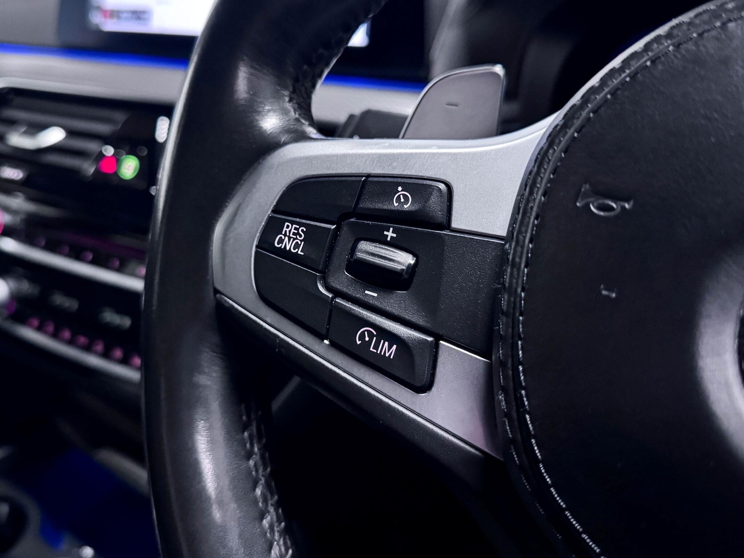 Used BMW 5 Series 2018 for sale - 76606858: Photo 37