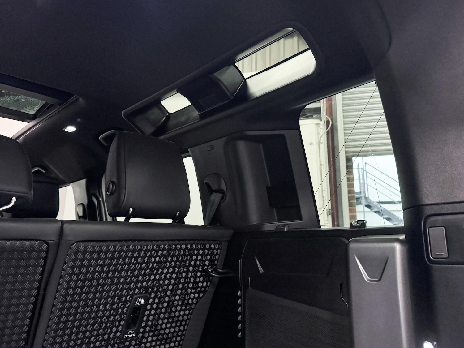 Used Land Rover Defender 110 2024 for sale - 76728136: Photo 14