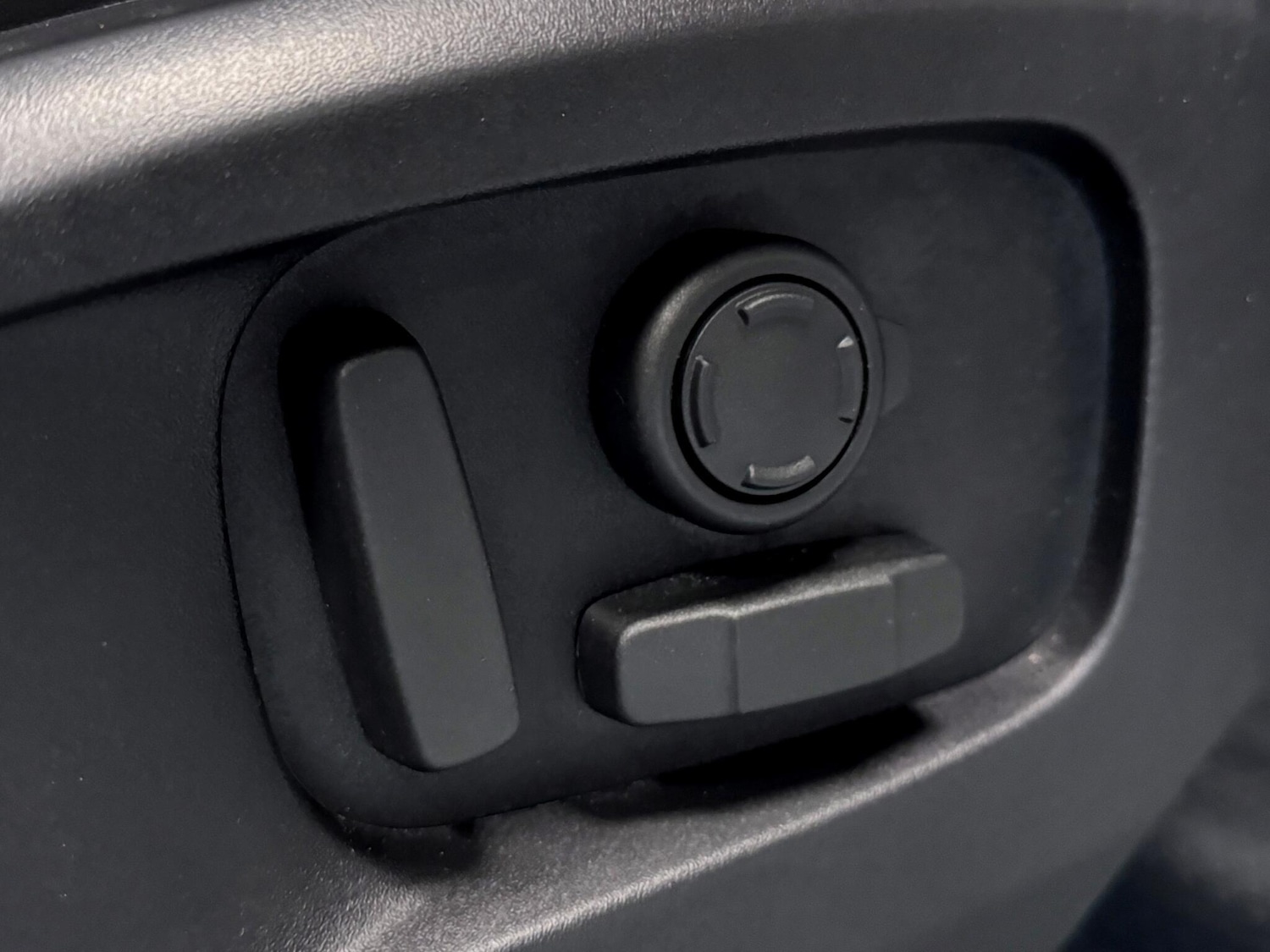 Used Land Rover Defender 110 2024 for sale - 76728136: Photo 21