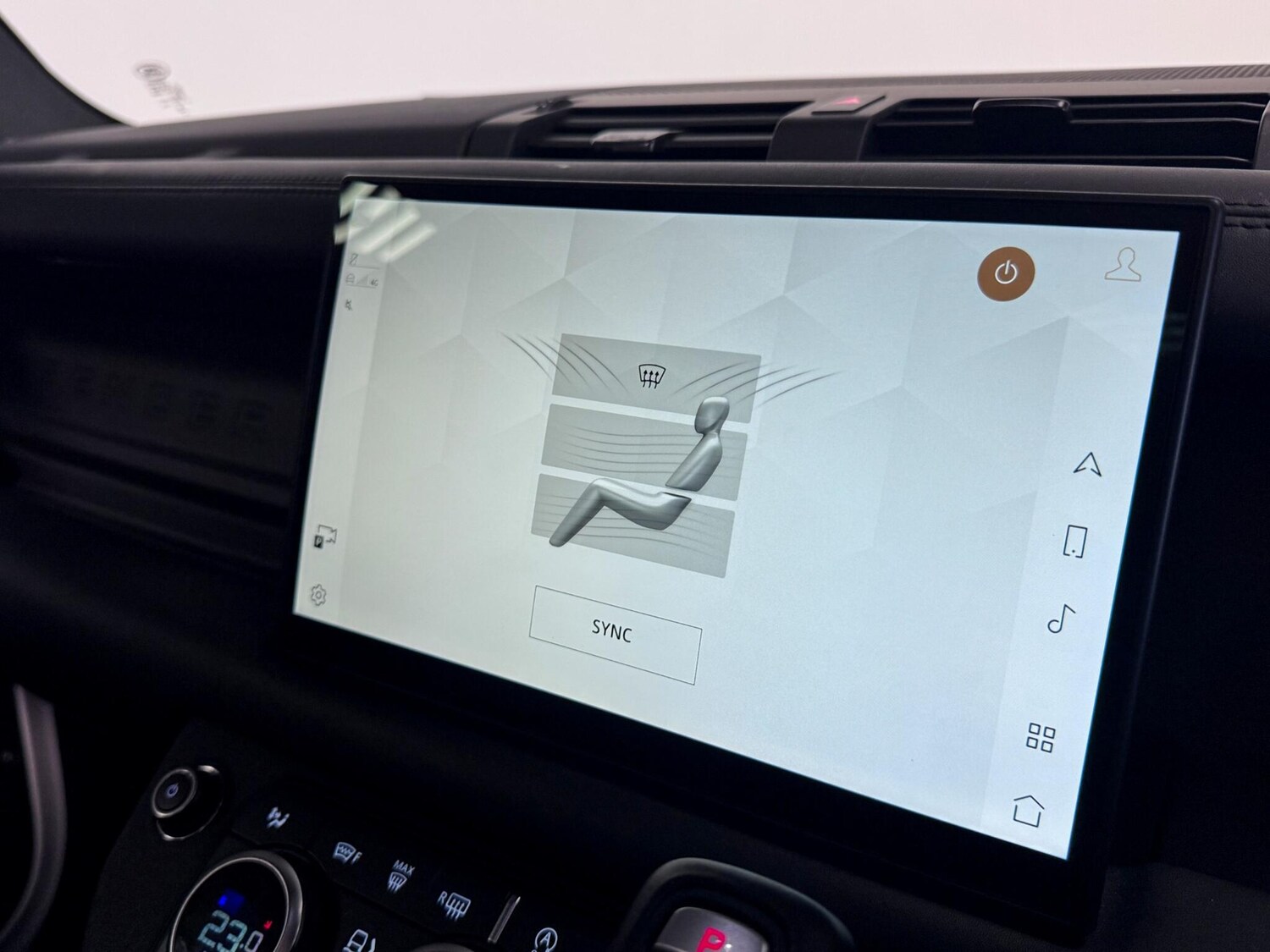 Used Land Rover Defender 110 2024 for sale - 76728136: Photo 60