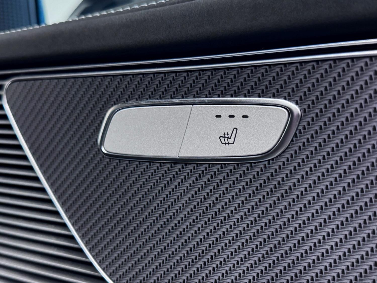 Used Mercedes-Benz EQC 2023 for sale - 76619900: Photo 17