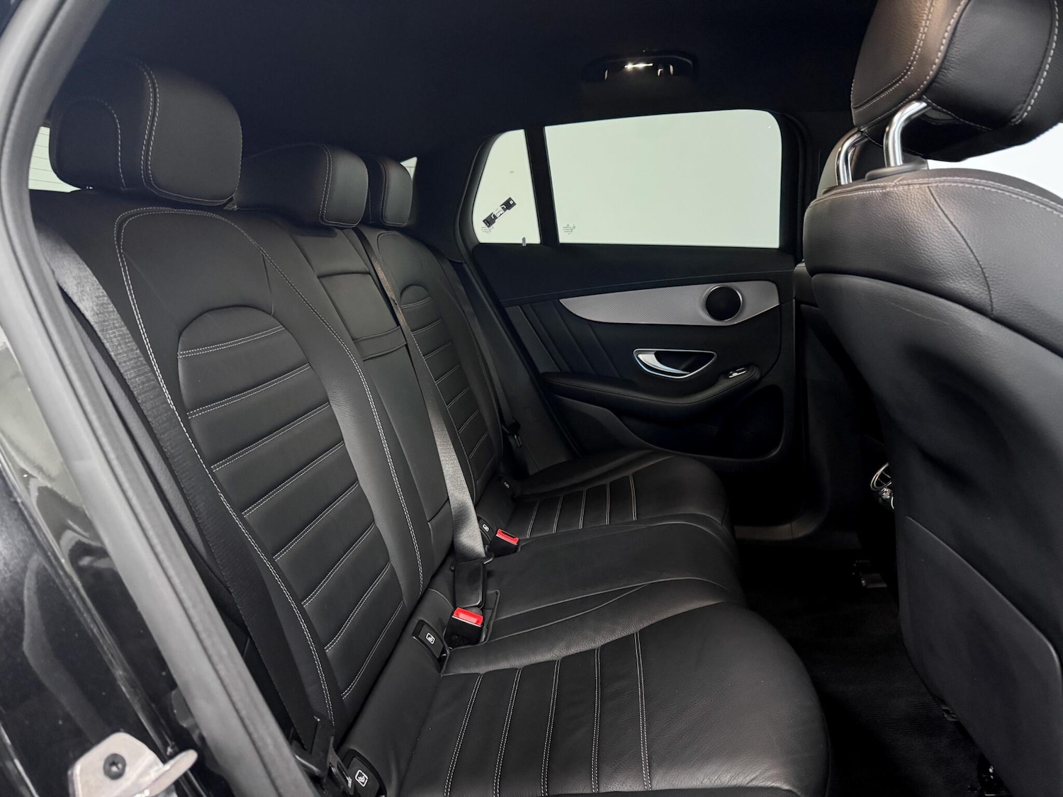 Used Mercedes-Benz EQC 2023 for sale - 76619900: Photo 26