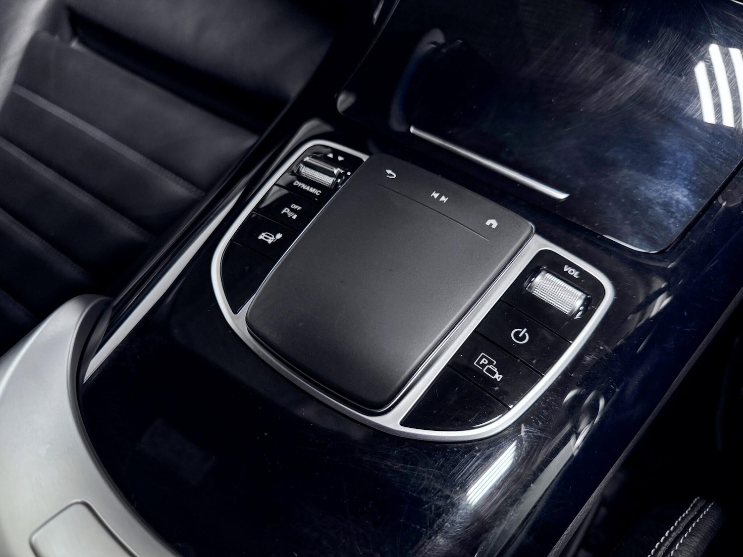 Used Mercedes-Benz EQC 2023 for sale - 76619900: Photo 32