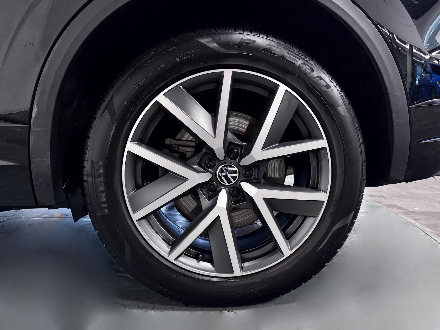 Used Volkswagen Touareg 2023 for sale - 76925982: Photo 52