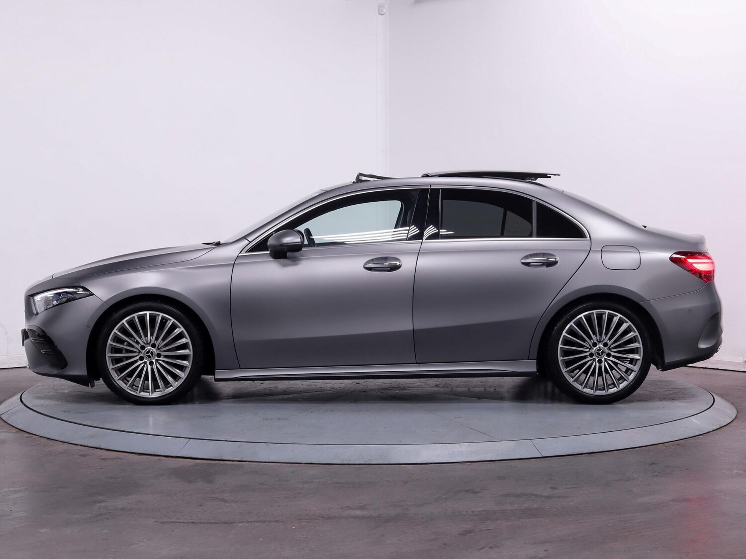 Used Mercedes-Benz A-Class 2024 for sale - 75977744: Photo 4