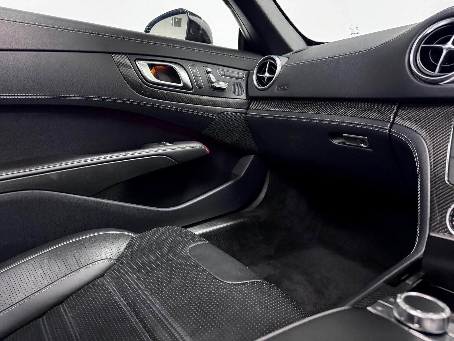 Used Mercedes-Benz SL 2019 for sale - 77254696: Photo 37