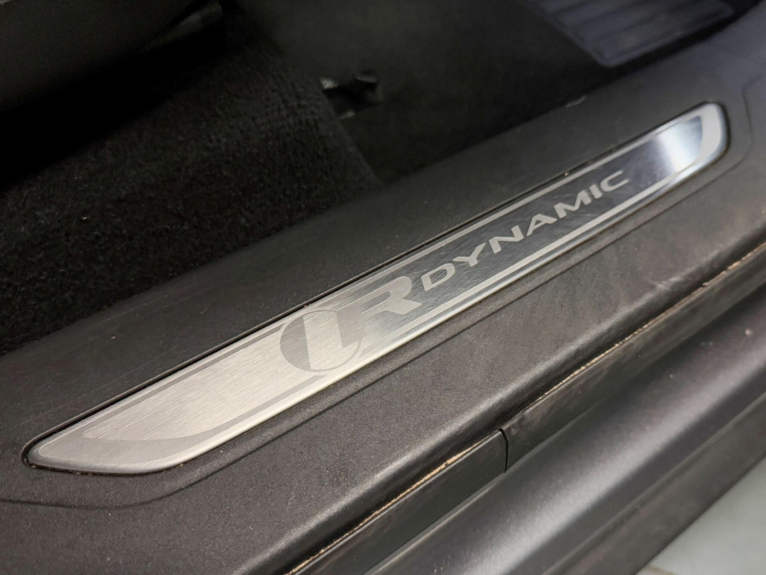 Used Land Rover Range Rover Velar 2021 for sale - 76632802: Photo 21