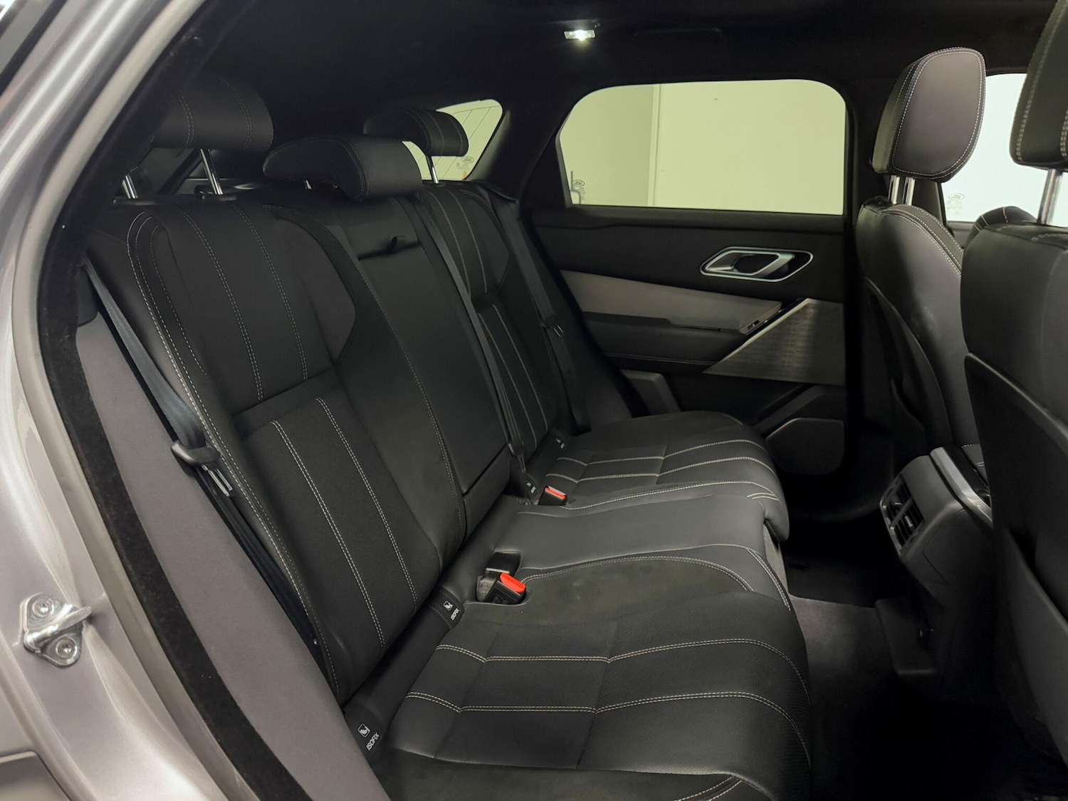 Used Land Rover Range Rover Velar 2021 for sale - 76632802: Photo 27