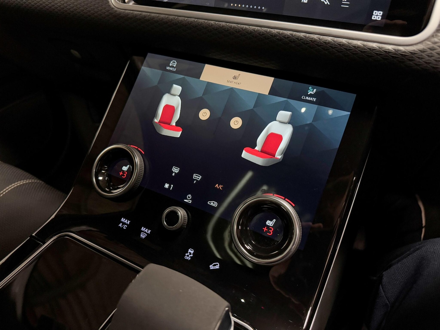 Used Land Rover Range Rover Velar 2021 for sale - 76632802: Photo 38