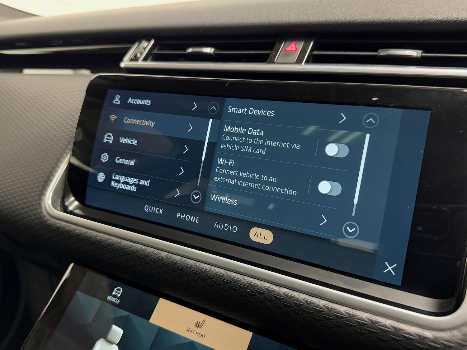 Used Land Rover Range Rover Velar 2021 for sale - 76632802: Photo 43