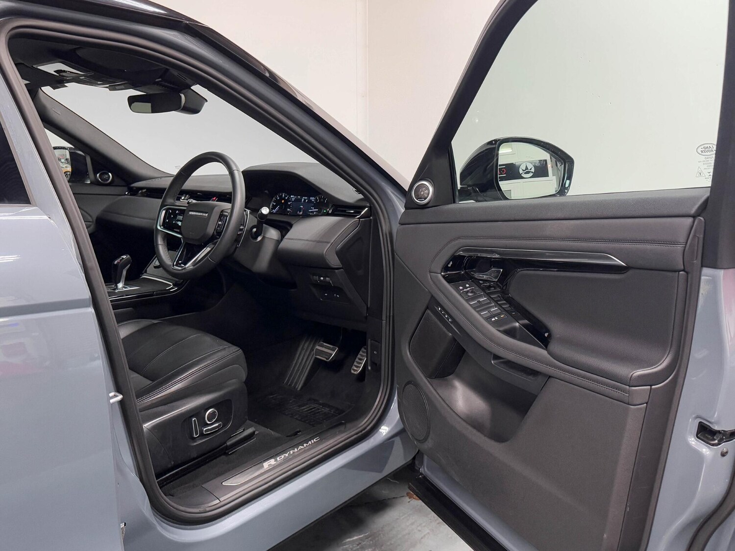 Used Land Rover Range Rover Evoque 2022 for sale - 76337760: Photo 16