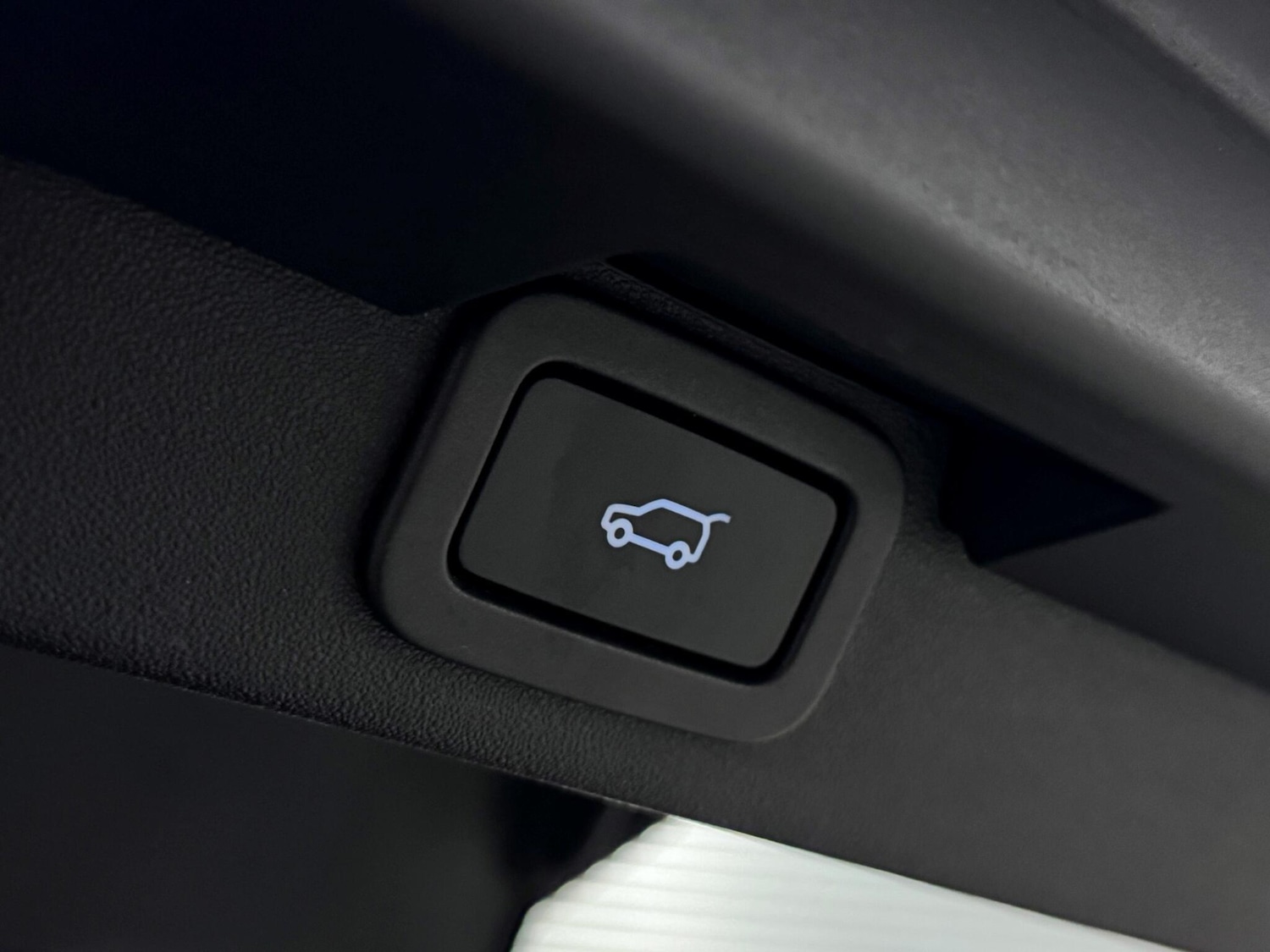 Used Land Rover Discovery 2020 for sale - 77091174: Photo 16