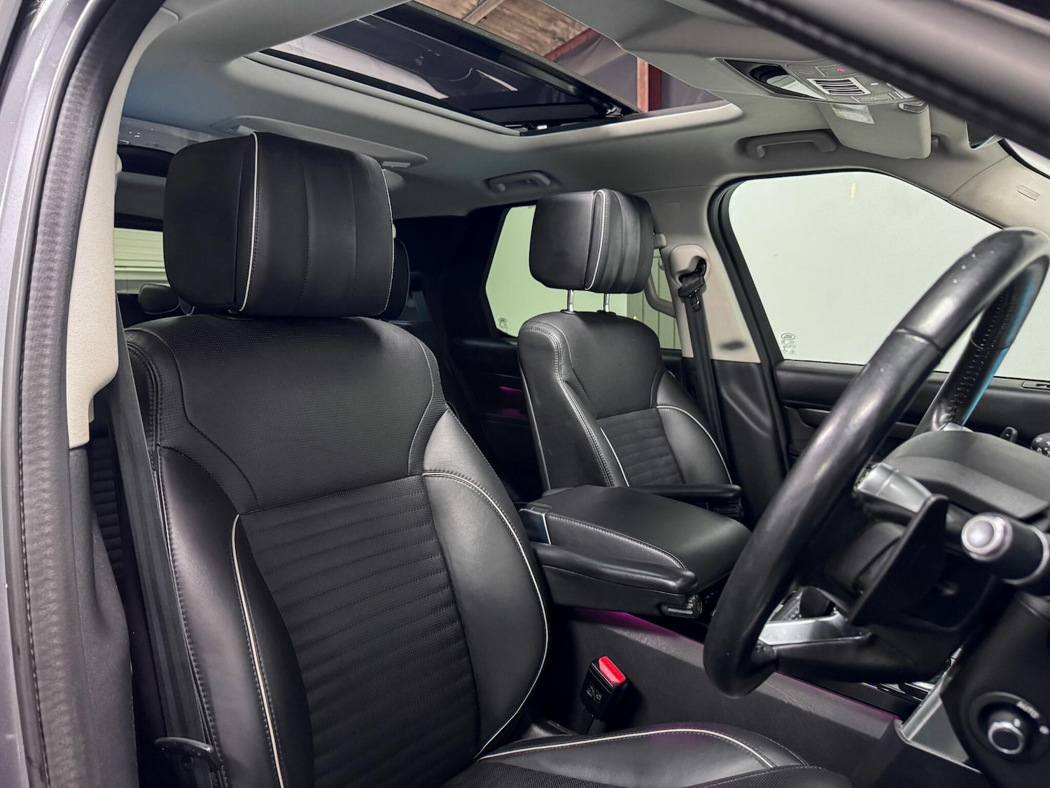 Used Land Rover Discovery 2020 for sale - 77091174: Photo 24