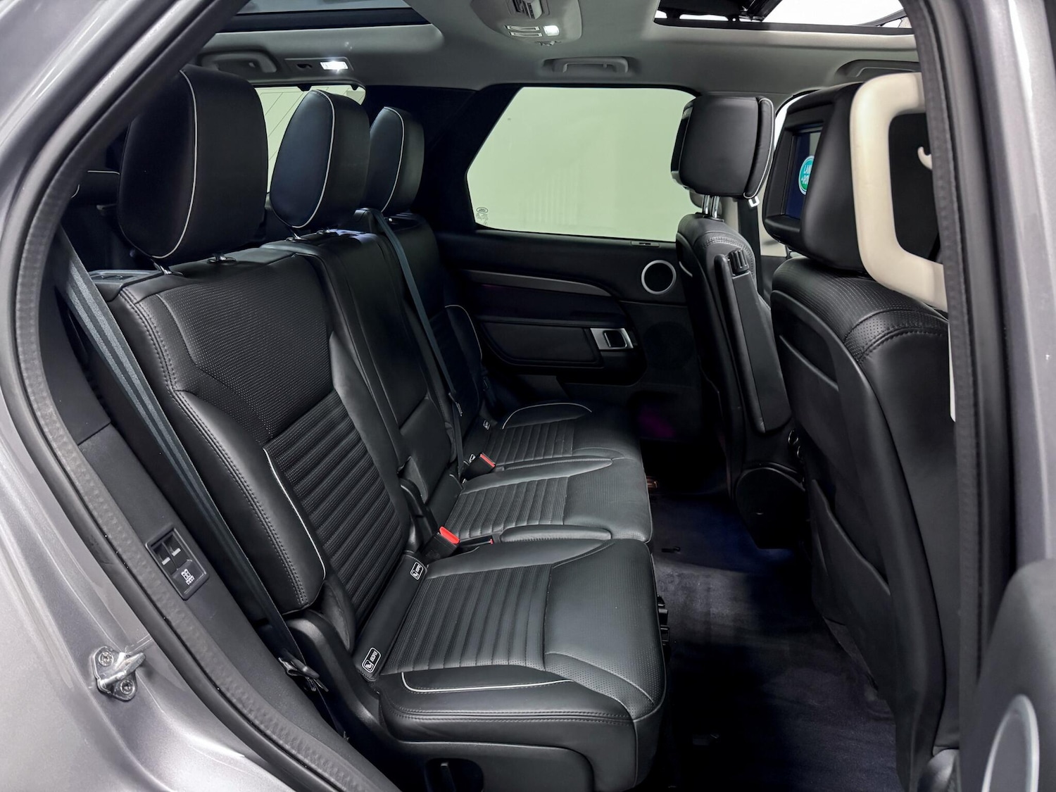 Used Land Rover Discovery 2020 for sale - 77091174: Photo 29