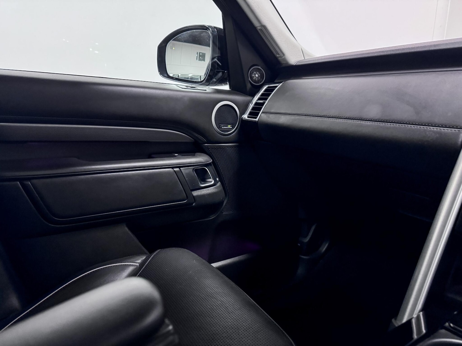 Used Land Rover Discovery 2020 for sale - 77091174: Photo 38