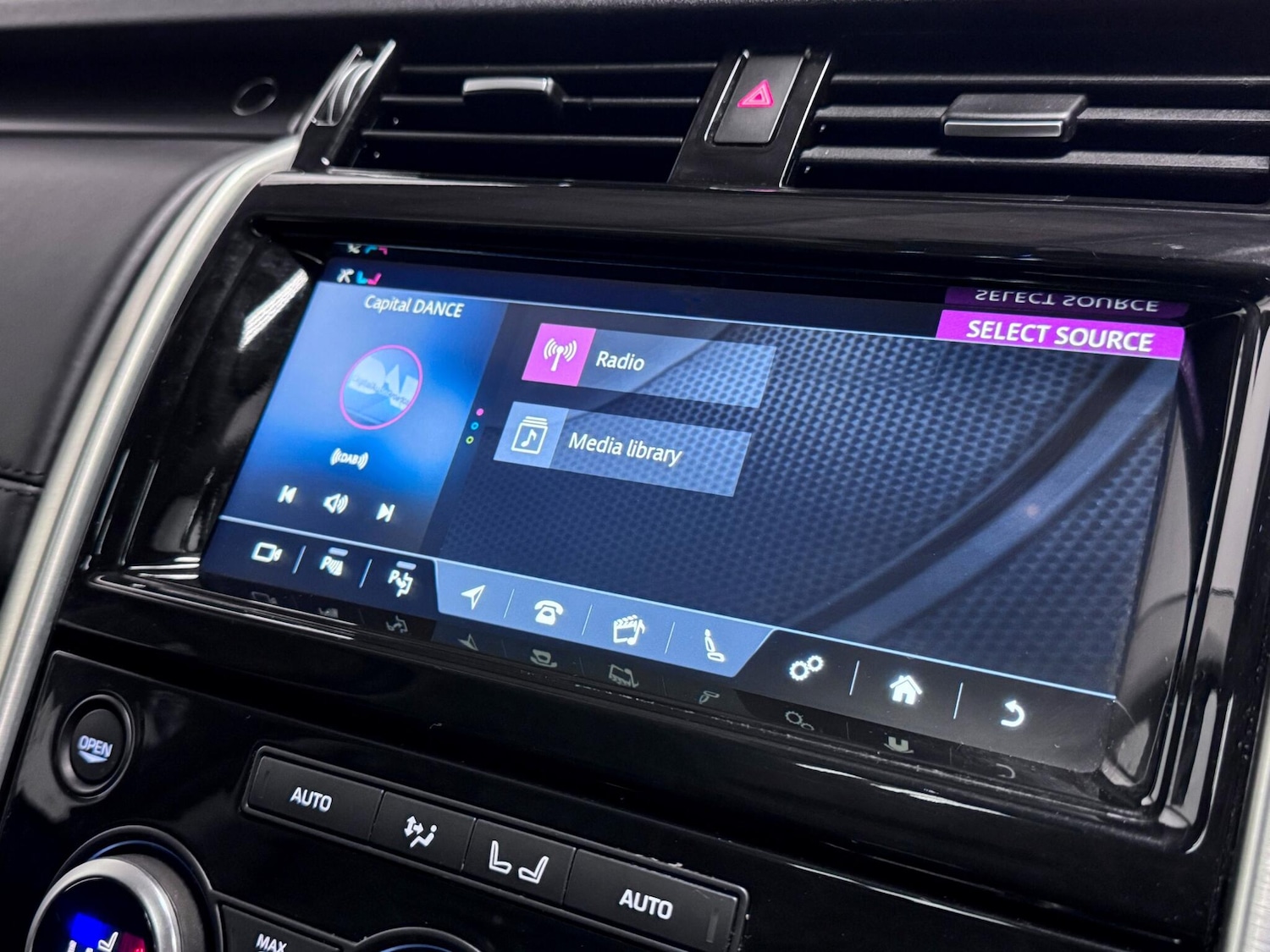 Used Land Rover Discovery 2020 for sale - 77091174: Photo 50