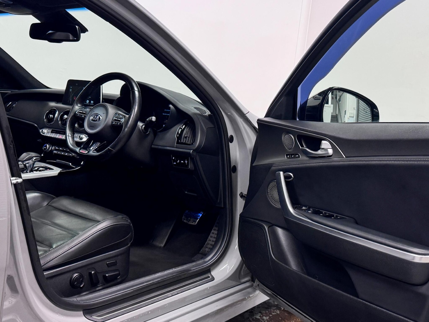 Used Kia Stinger 2020 for sale - 78062654: Photo 14