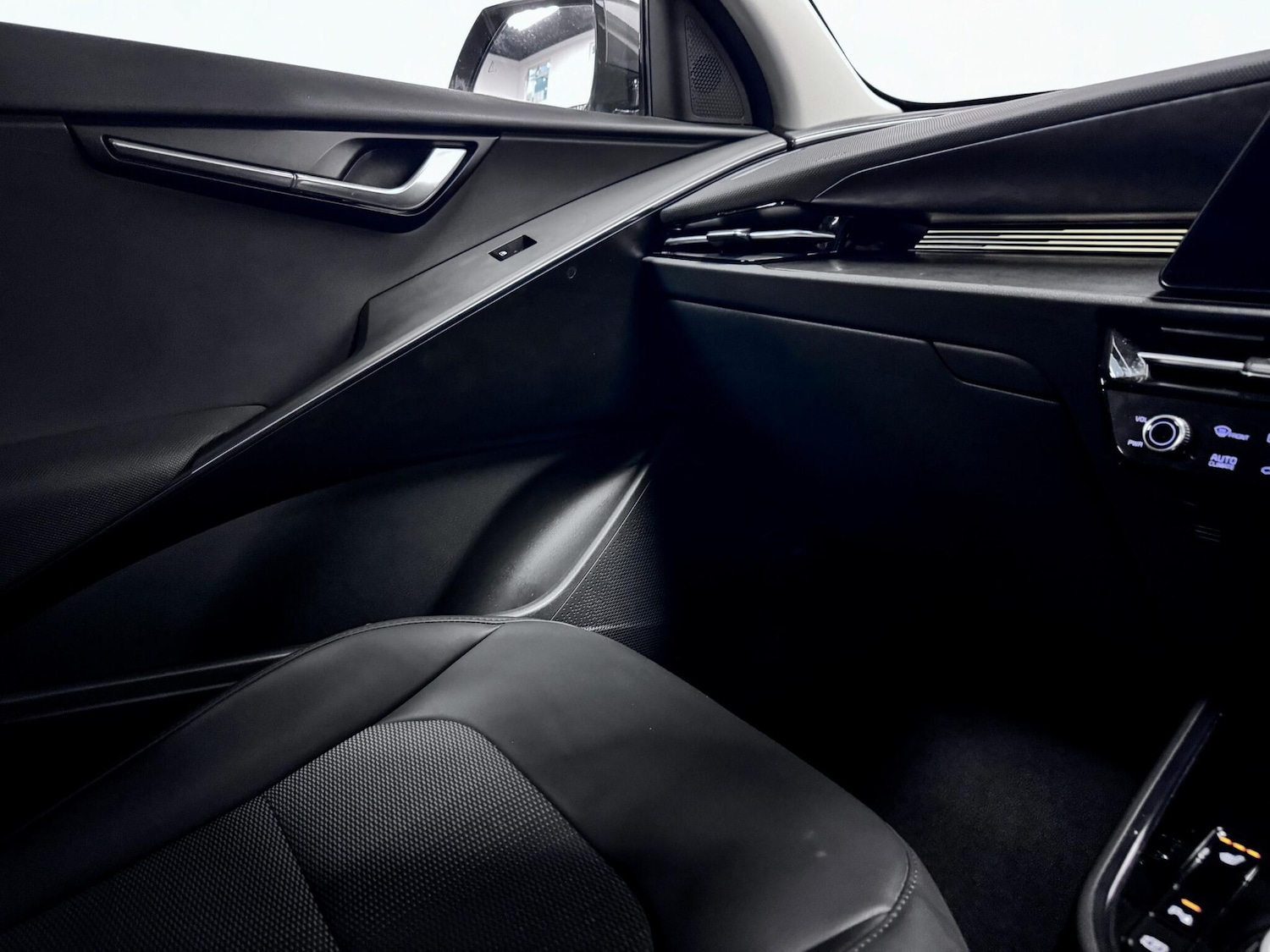 Used Kia Niro 2024 for sale - 77267292: Photo 24