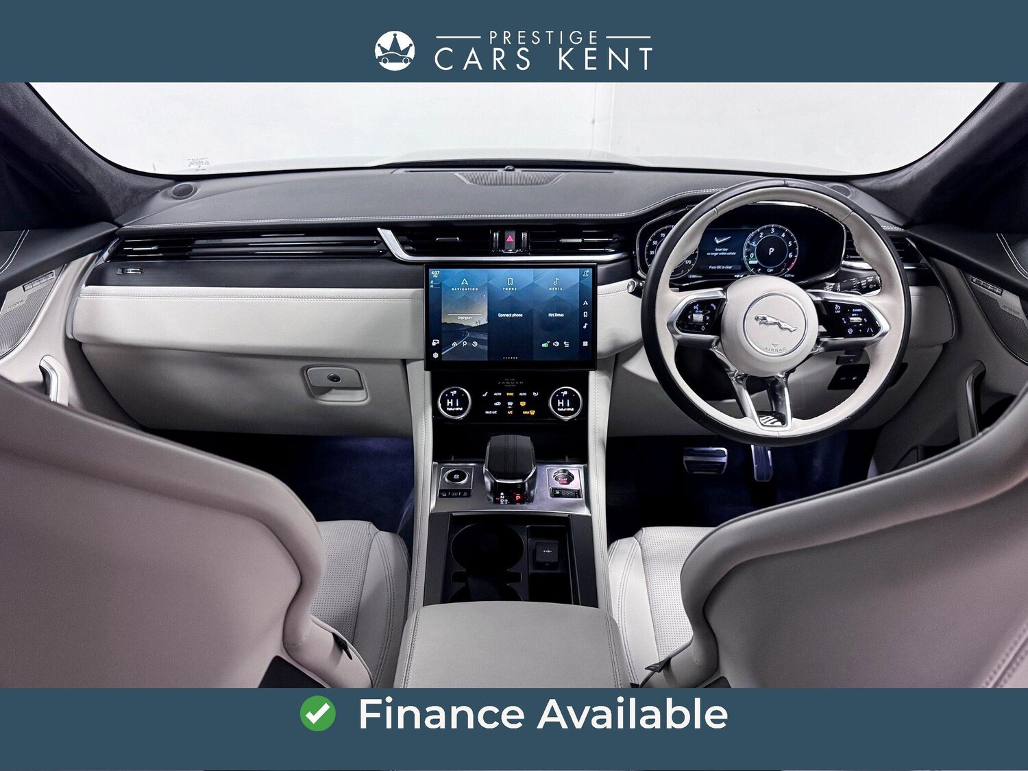 Used Jaguar F-Pace 2023 for sale - 76839770: Photo 2