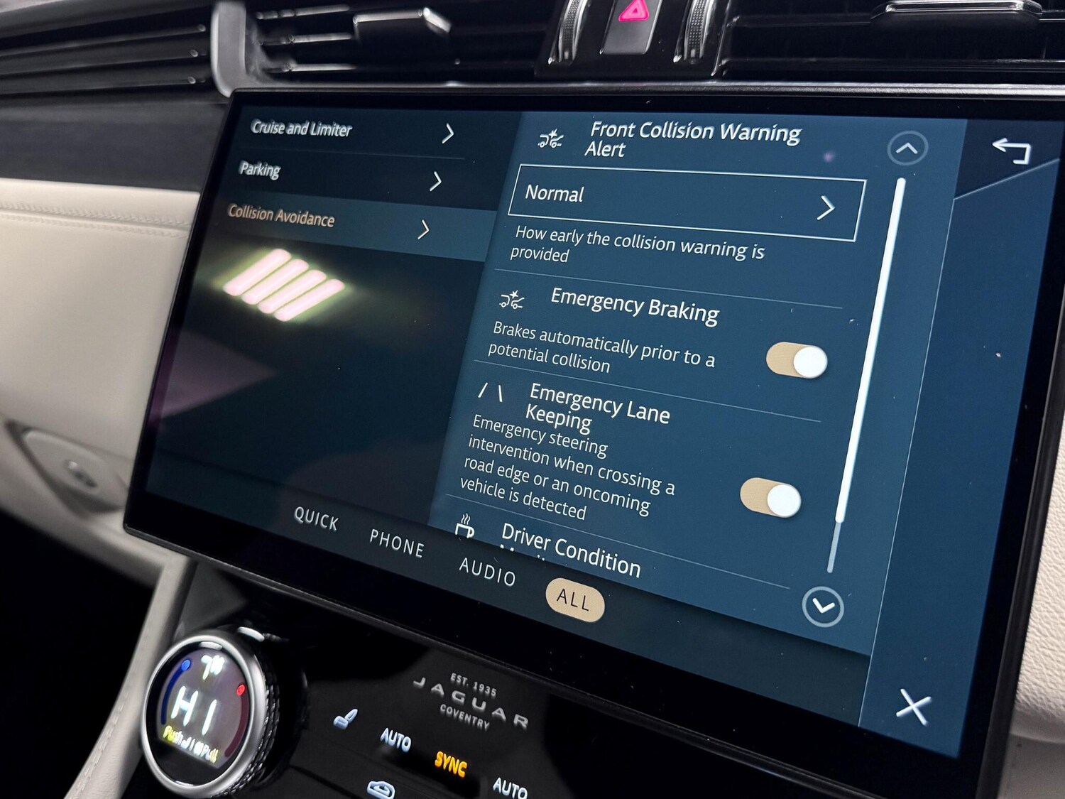 Used Jaguar F-Pace 2023 for sale - 76839770: Photo 45