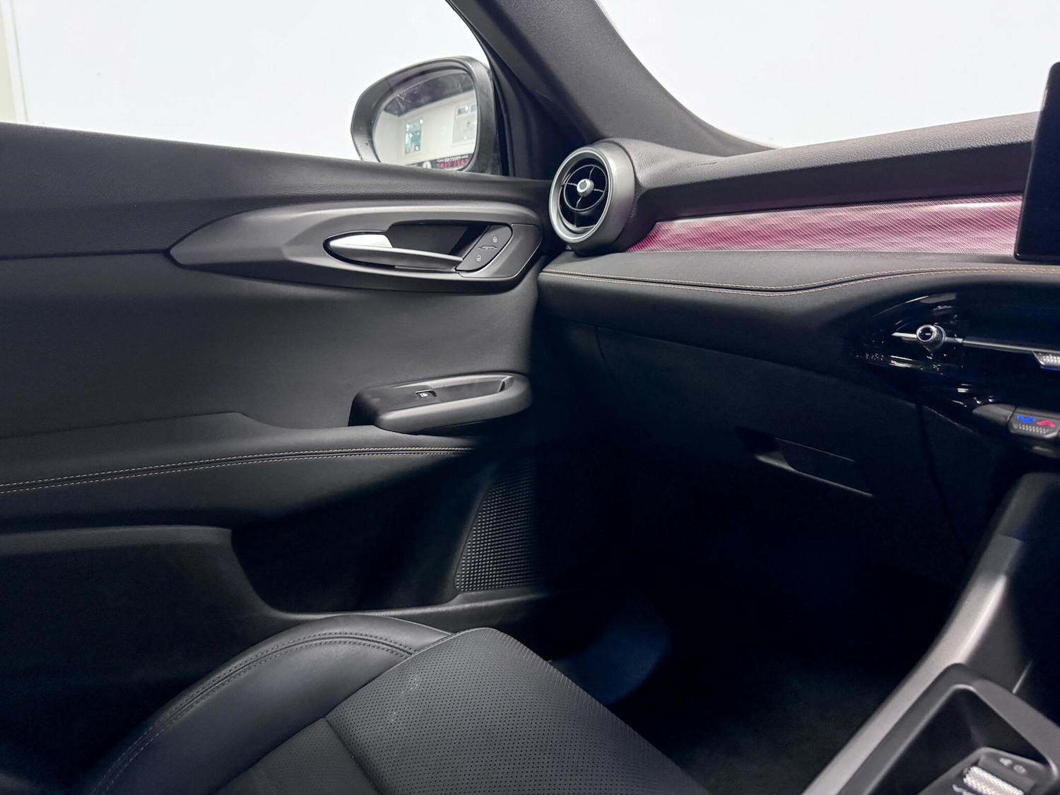 Used Alfa Romeo Tonale 2024 for sale - 77143012: Photo 27